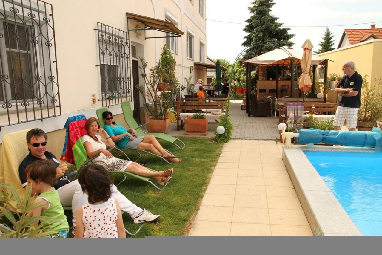 Pension Strohmer Rust Exteriér fotografie